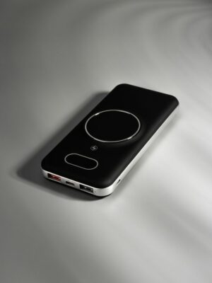 Внешний аккумулятор Omni Pro 10000 мАч, черный — изображение 11