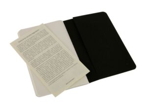 Записная книжка Moleskine Cahier (нелинованный, 3 шт.), Pocket (9х14см), черный — изображение 3