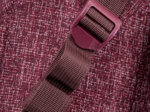 RIVACASE 7923 burgundy red рюкзак для ноутбука 13.3 — изображение 7