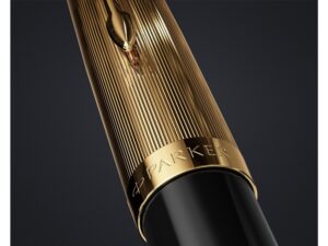 Шариковая ручка Parker 51 DELUXE BLACK GT, стержень: M, цвет чернил: black, в подарочной упаковке. — изображение 6