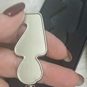 Брелок с функцией открывалки с возможностью изготовления индивидуального дизайна по заказу клиента, серебристый — изображение 3