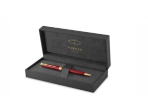 Шариковая ручка Parker Sonnet , Lacquer Intense Red GT, стержень: M, цвет чернил: black , в подарочной упаковке — изображение 2