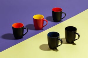 Кружка Bright Tulip, матовая, черная с оранжевым — изображение 3