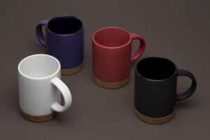 Кружка с пробковой подставкой Corky, белая — изображение 4
