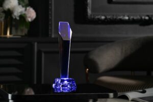 Стела Afterglow с подсветкой, малая, в подарочной упаковке — изображение 6