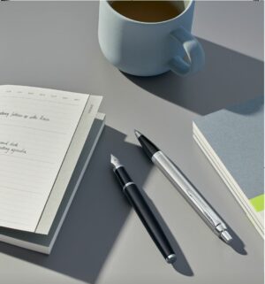 Ручка шариковая Parker IM Essential Stainless Steel CT, серебристая с черным — изображение 7
