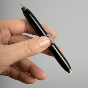 Ручка-спиннер Flipen с фонариком, черная — изображение 7