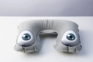 Надувная подушка под шею в чехле Sleep, серая — изображение 4