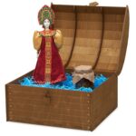 Подарочный набор: кукла фарфоровая, мед, красный