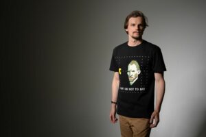 Футболка мужская «Ван-Пакман», черная — изображение 6