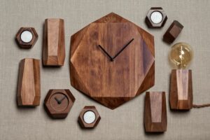 Часы настольные Wood Job — изображение 7