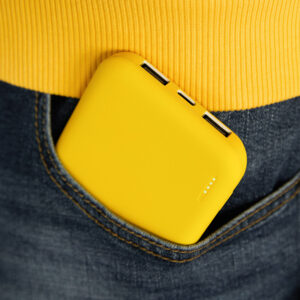 Внешний аккумулятор с подсветкой Luce Lemoni 10000 mAh, желтый — изображение 13