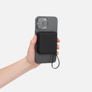 Внешний аккумулятор с подсветкой Ritter PD 10000mAh с функцией беспроводной зарядки 15W, черный — изображение 11