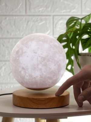Левитирующая луна MoonFlight с пластиковой подставкой — изображение 9