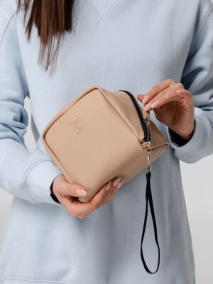 Дорожная косметичка Cubo, бежевая с логотипом — изображение 11