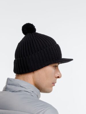 Вязаная шапка с козырьком Peaky, черная — изображение 8