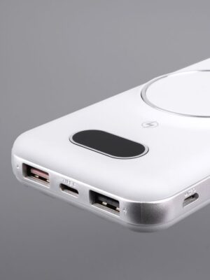 Внешний аккумулятор Omni Pro 10000 мАч, белый — изображение 8