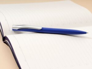 Ручка шариковая Pin Soft Touch, синяя — изображение 5