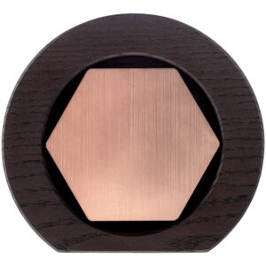Стела Constanta Dark, с бронзовым шестигранником — изображение 3