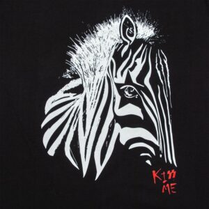 Футболка мужская «Арт-рокстар. Kiss Me», черная — изображение 4
