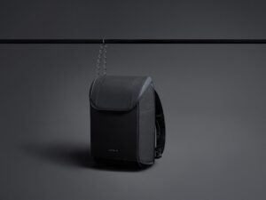 Водостойкий антикражный рюкзак Clickpack для ноутбука 15.6, черный — изображение 13