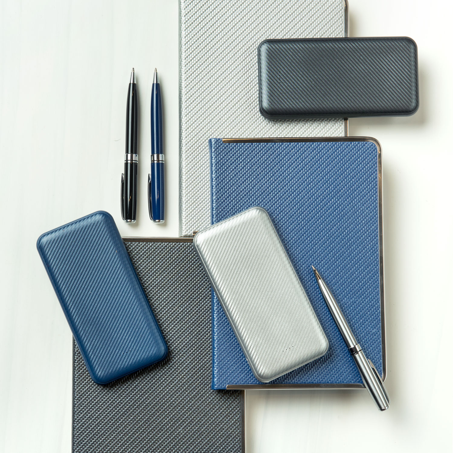 Внешний аккумулятор Carbon PB 10000 mAh, синий металлик — изображение 5