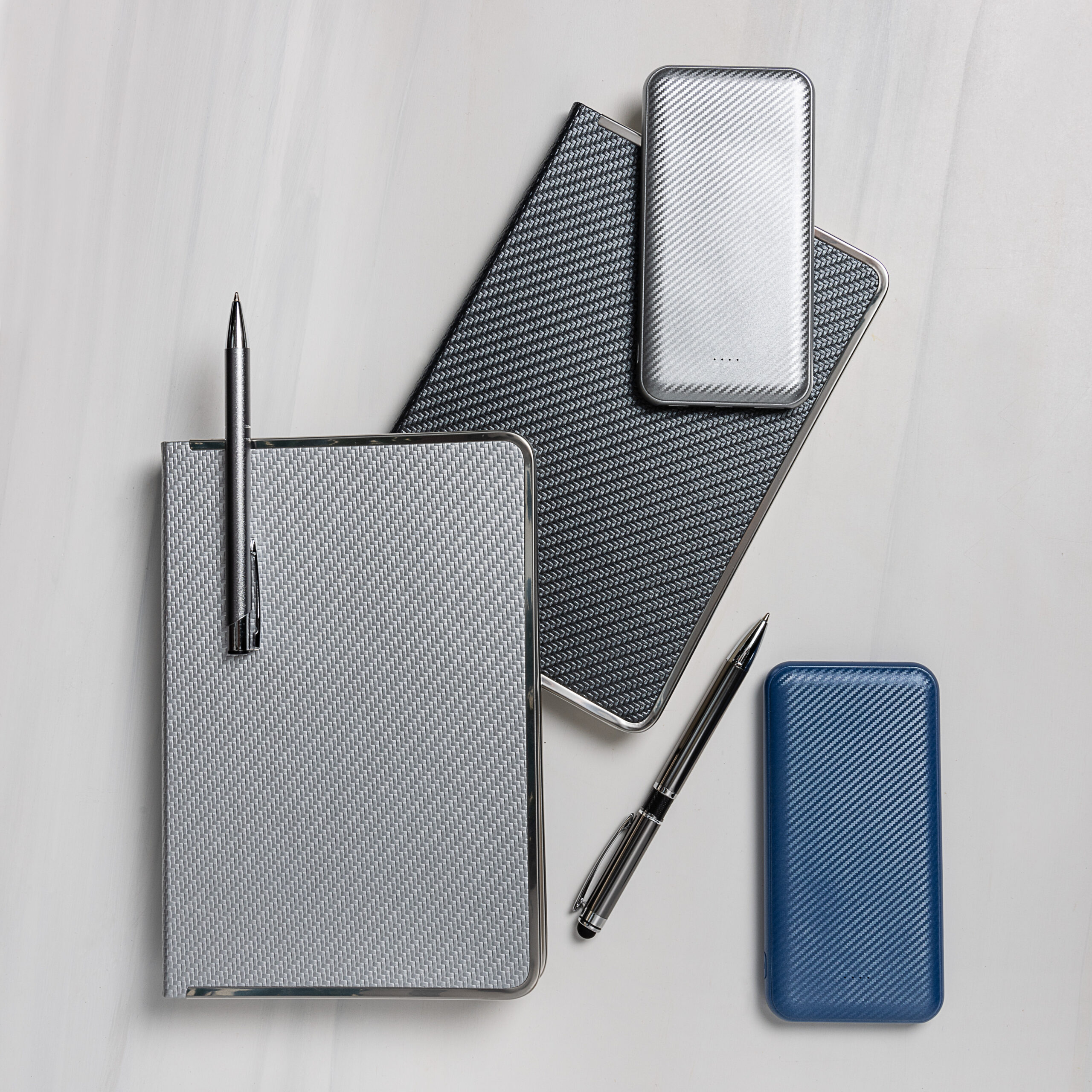 Внешний аккумулятор Carbon PB 10000 mAh, синий металлик — изображение 6