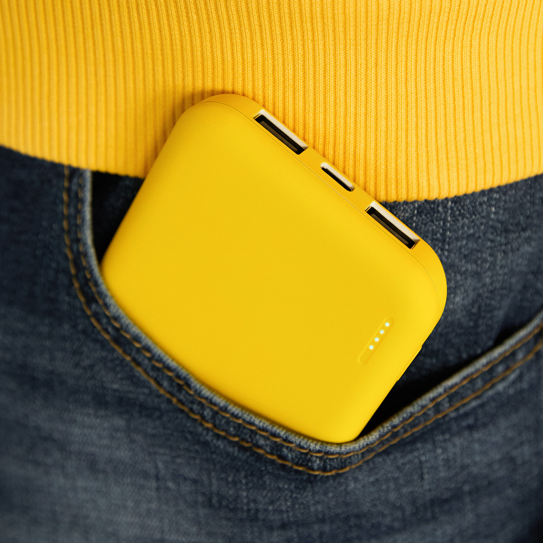 Внешний аккумулятор с подсветкой Люче (Luce) Lemoni 10000 mAh, желтый — изображение 13