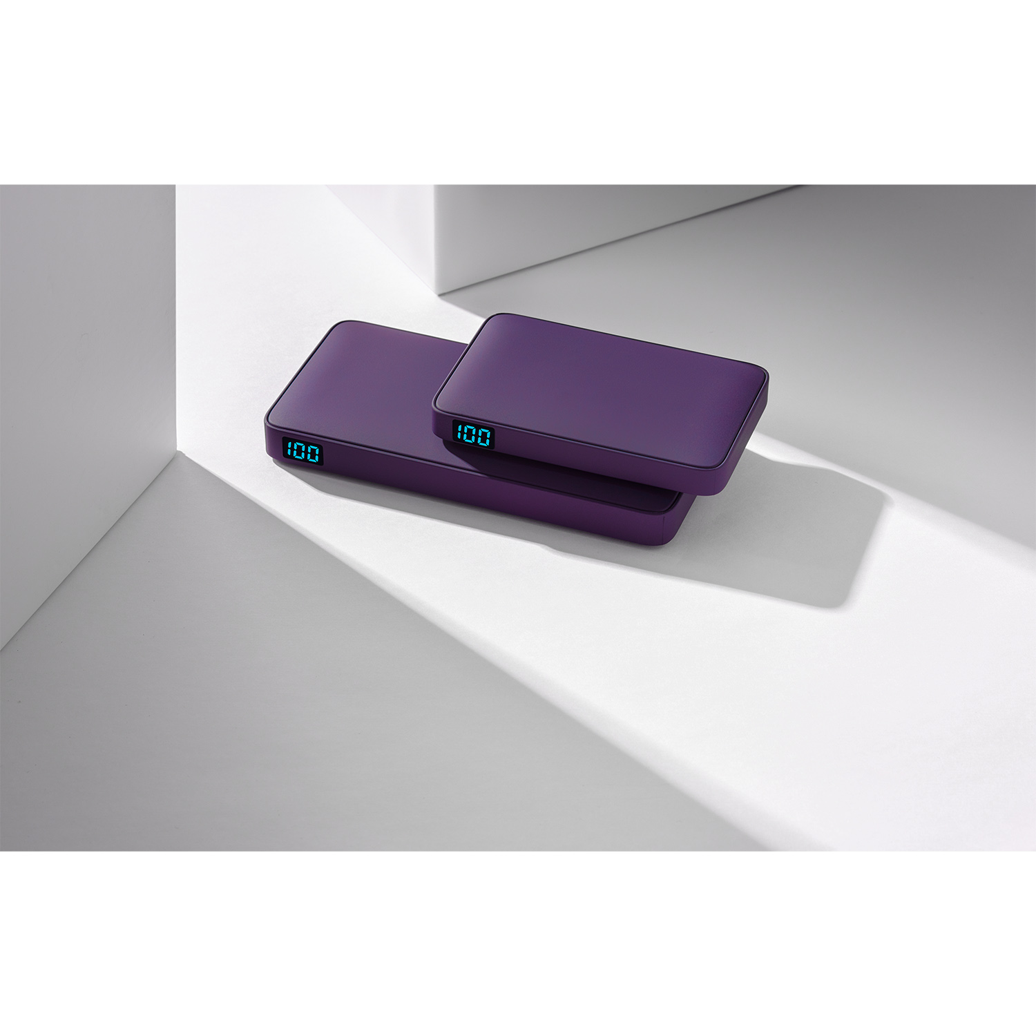 Внешний аккумулятор с подсветкой Анкор (Ancor) 5000 mAh, фиолетовый — изображение 8