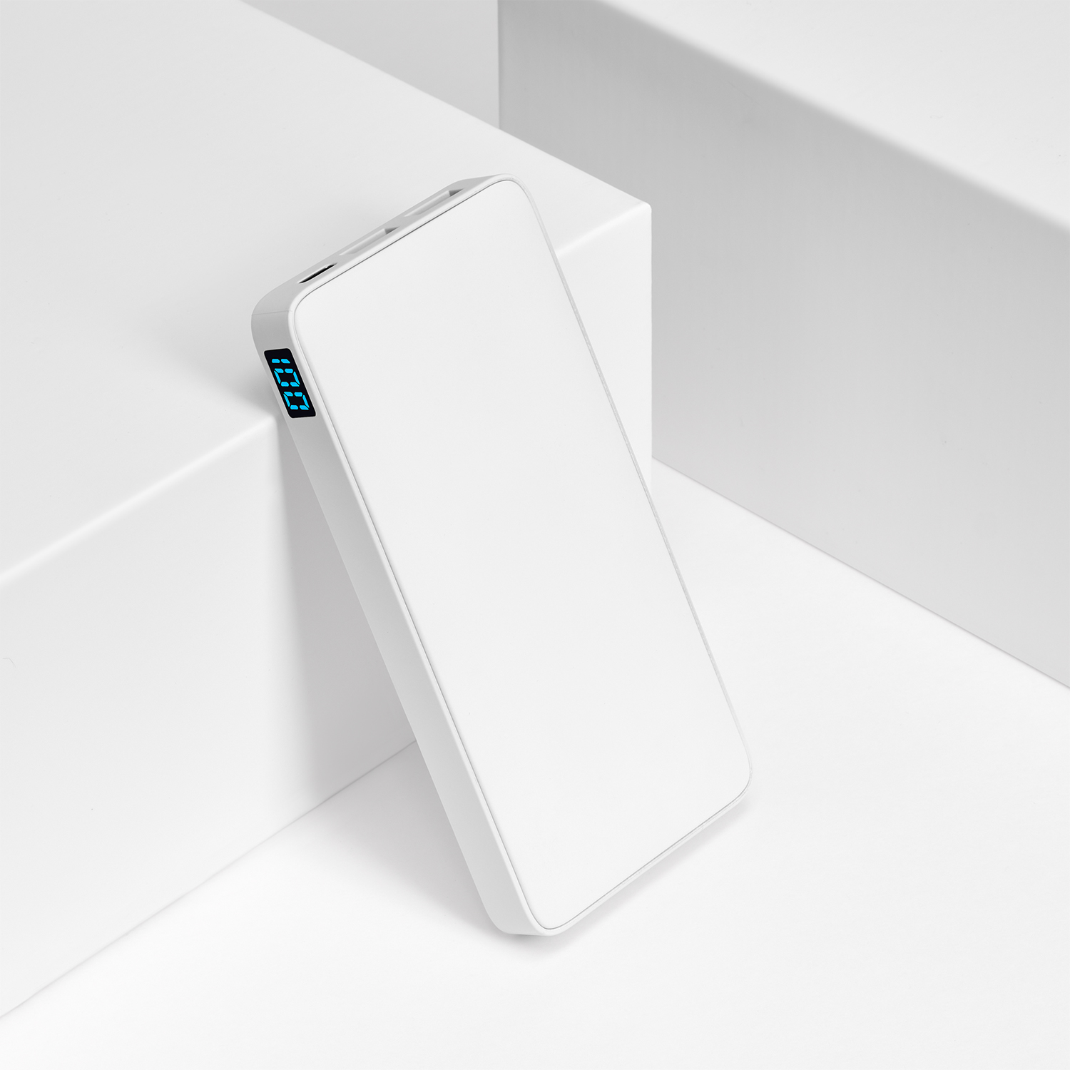 Внешний аккумулятор с подсветкой Анкор Плюс PD (Ancor PD Plus) 10000 mAh, белый — изображение 3