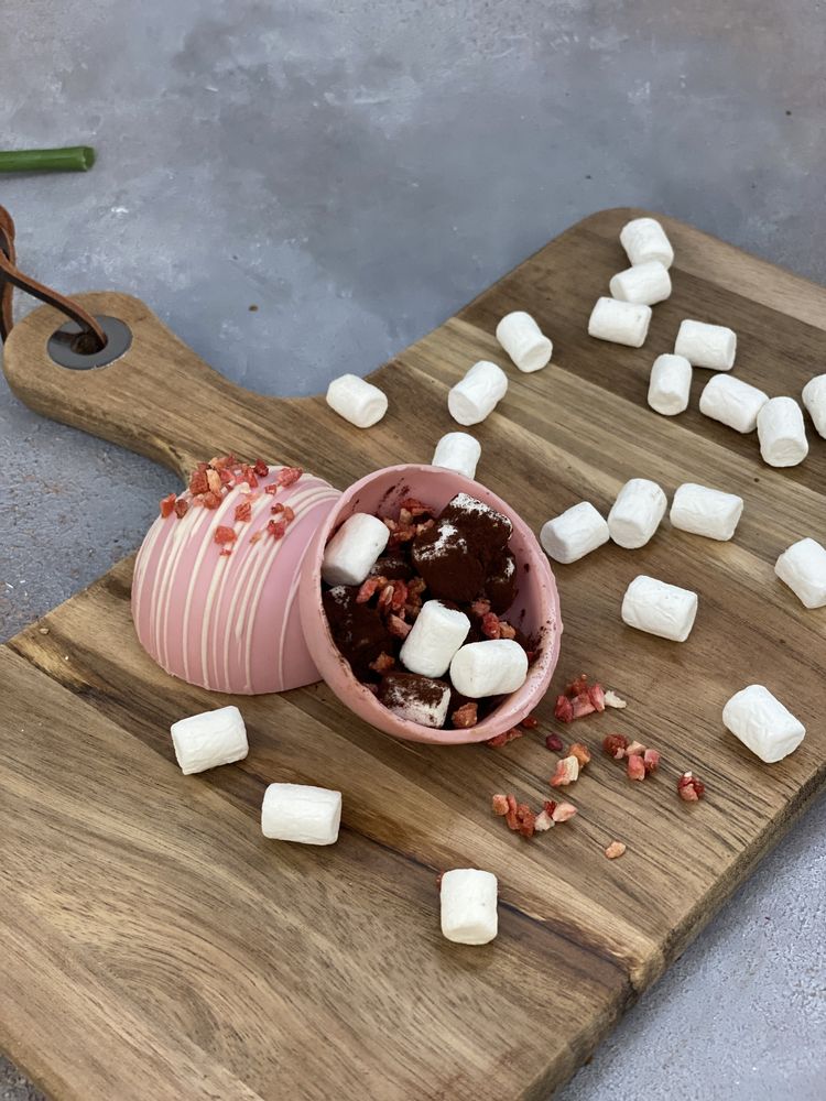 Шоколадная бомбочка «Клубника» — изображение 3