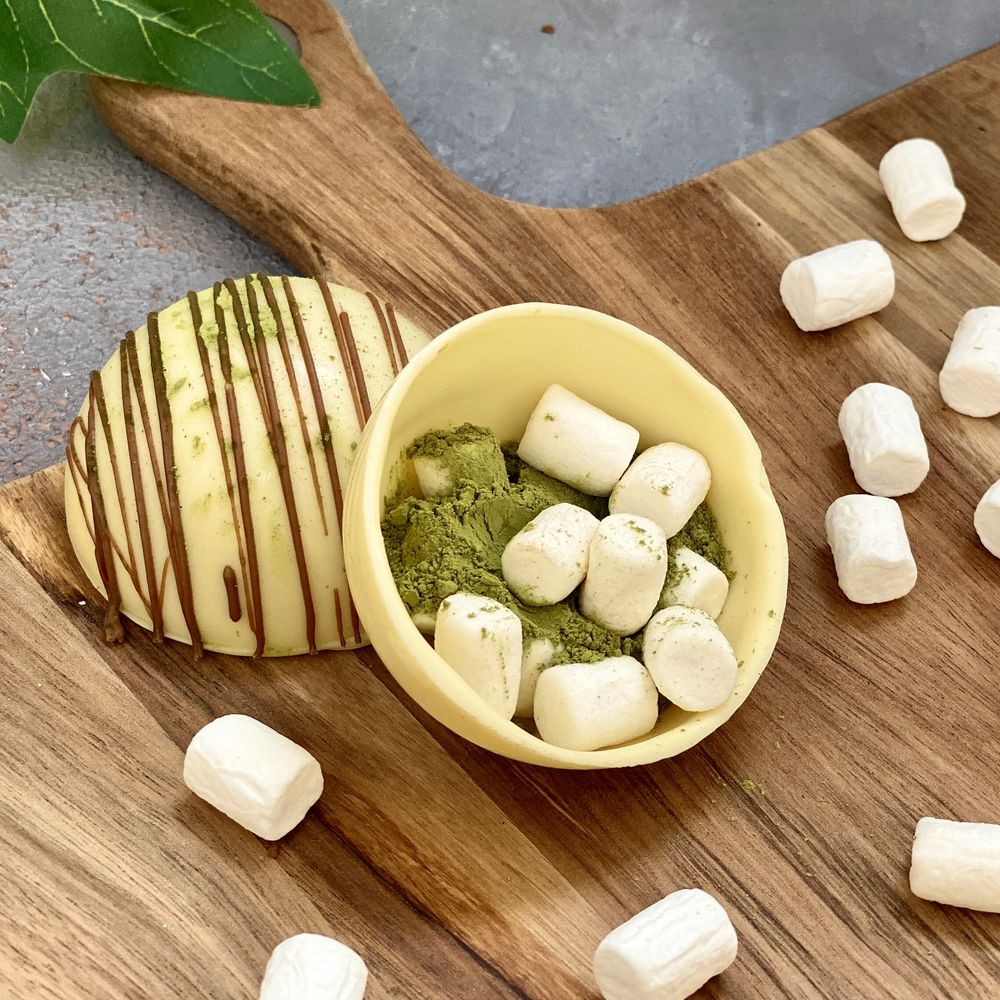 Шоколадная бомбочка «Матча латте» — изображение 3