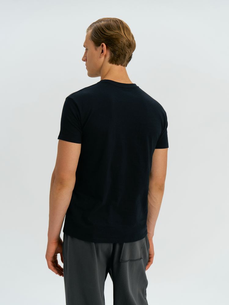 Футболка унисекс Regent 150, черная — изображение 7