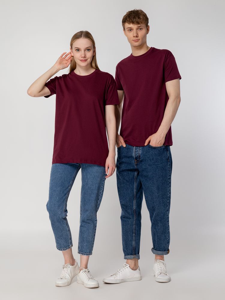 Футболка унисекс Regent 150, бордовая — изображение 11