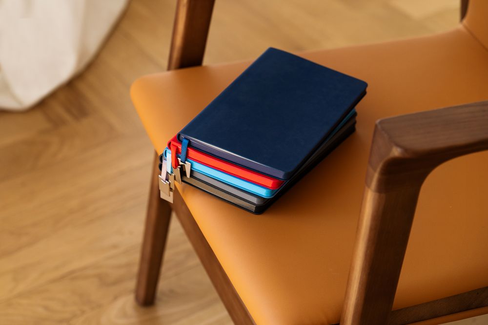 Ежедневник Shall Light, недатированный, серый — изображение 8