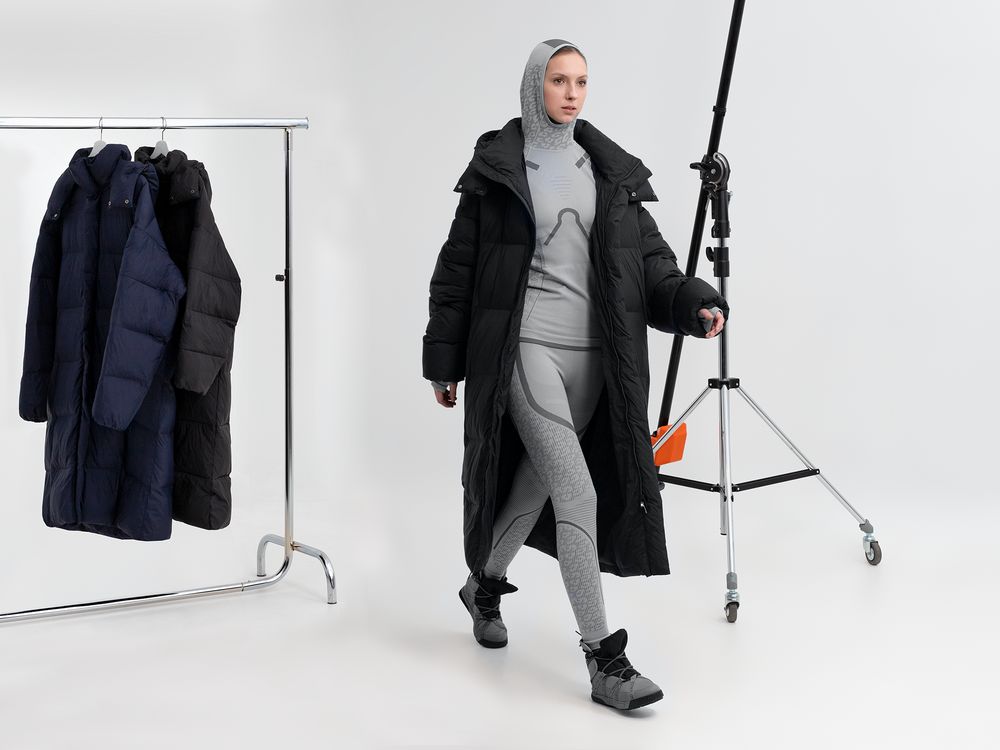 Пуховик унисекс Kapsula, черный — изображение 14