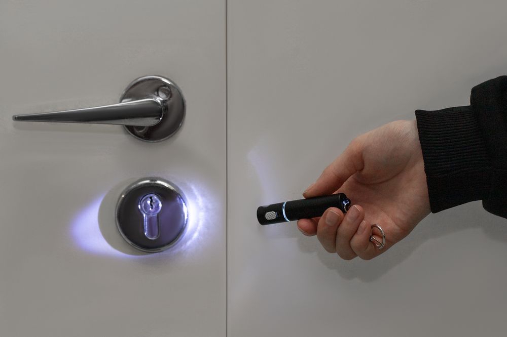 Брелок-фонарик Slide Ray, ver.2, черный — изображение 6