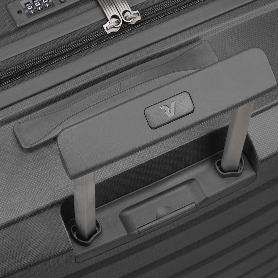 Чемодан Butterfly M, серый — изображение 8