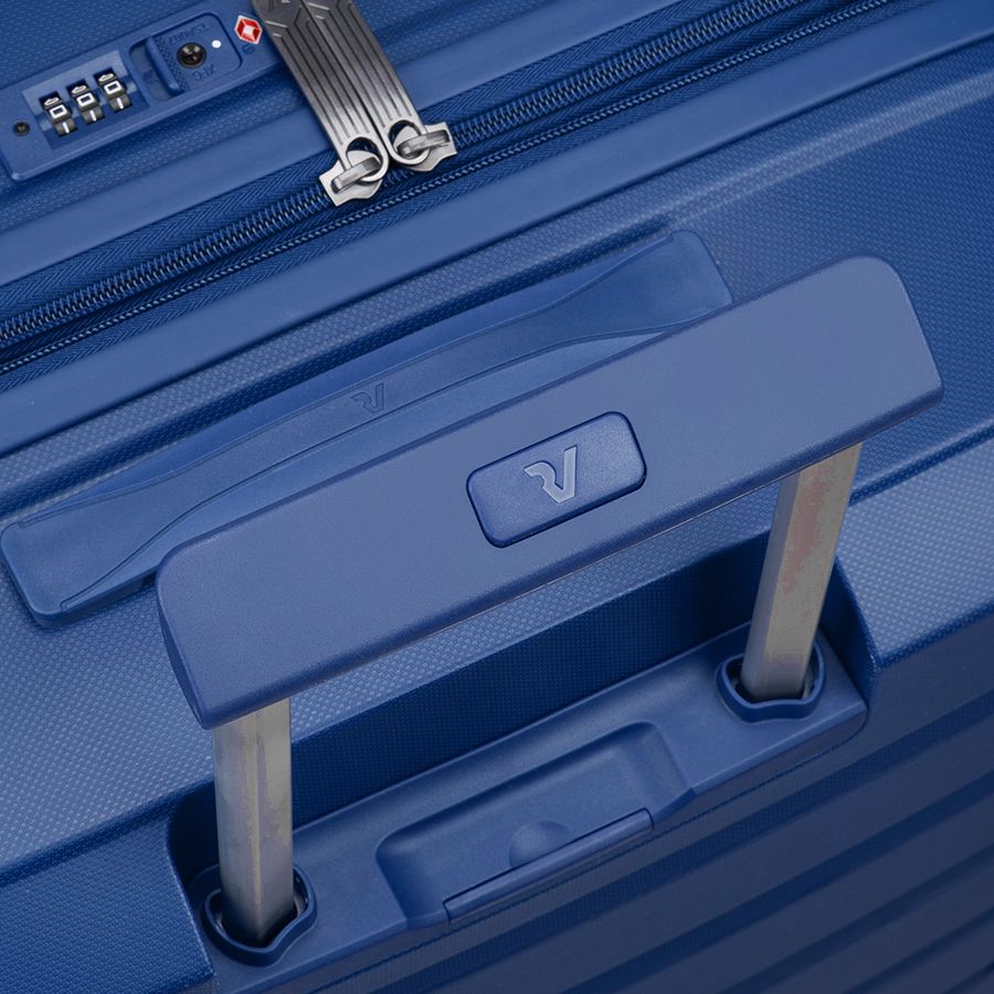 Чемодан Butterfly M, синий — изображение 9