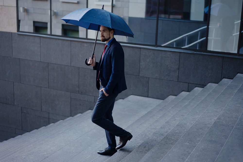 Зонт-трость Magic с проявляющимся цветочным рисунком, темно-синий — изображение 8