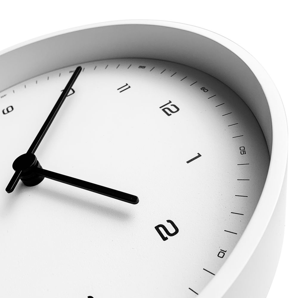 Часы настенные White, белые — изображение 4