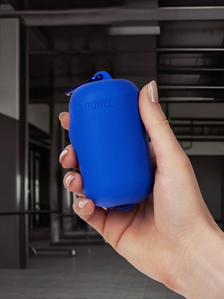 Охлаждающее полотенце Narvik в силиконовом чехле, синее — изображение 6