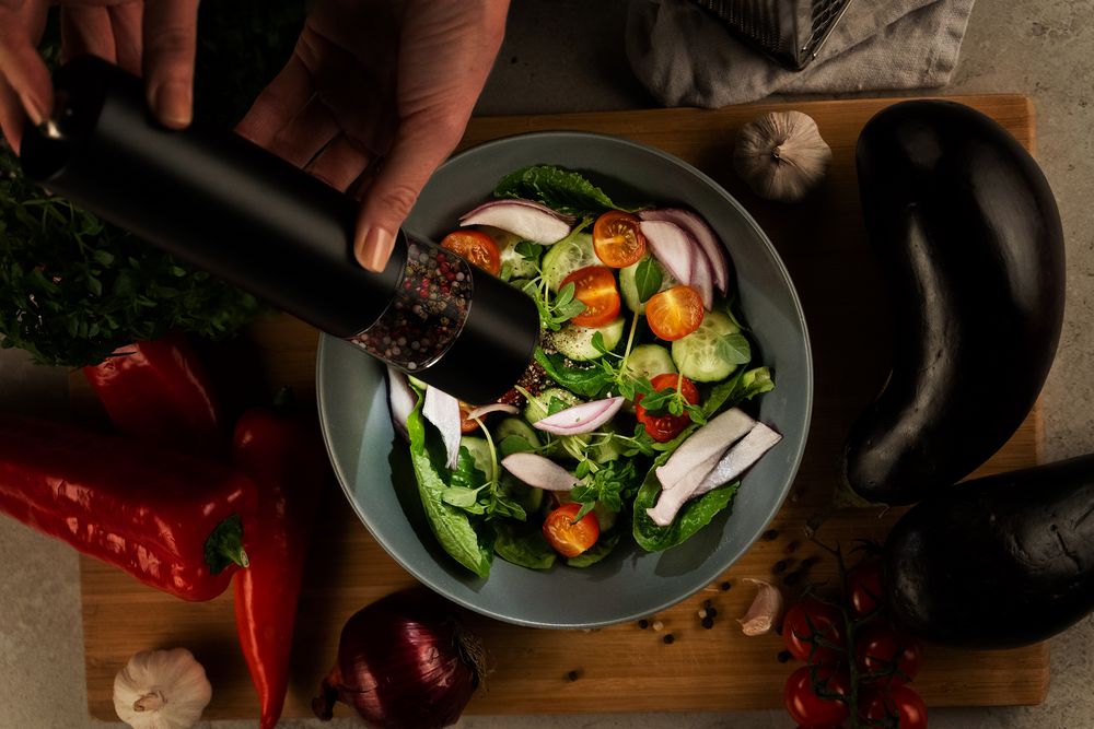 Электрическая мельница для специй Black Mill, черная — изображение 8