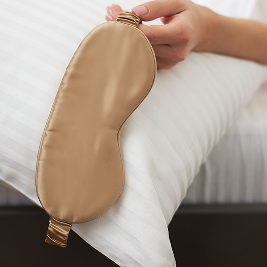 Маска для сна Essential, бежевая — изображение 3