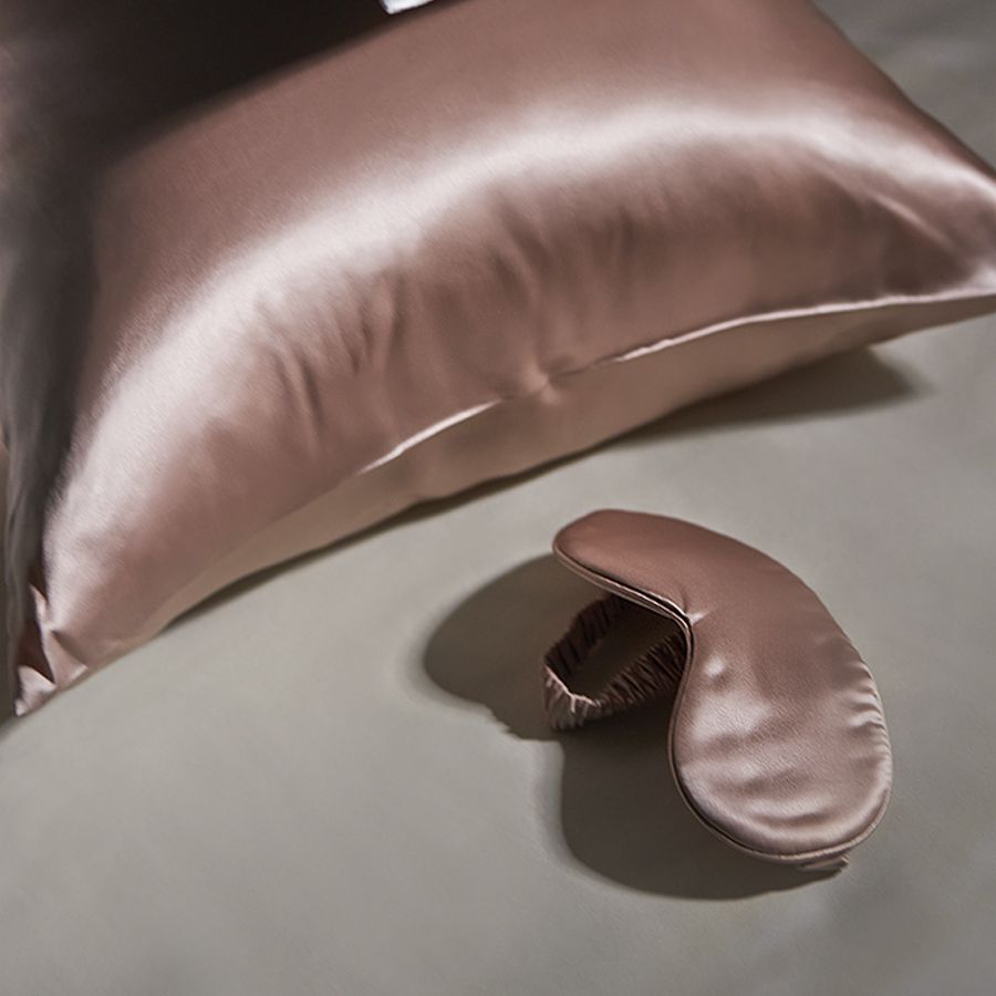 Маска для сна Essential, розовая (пыльная роза) — изображение 5