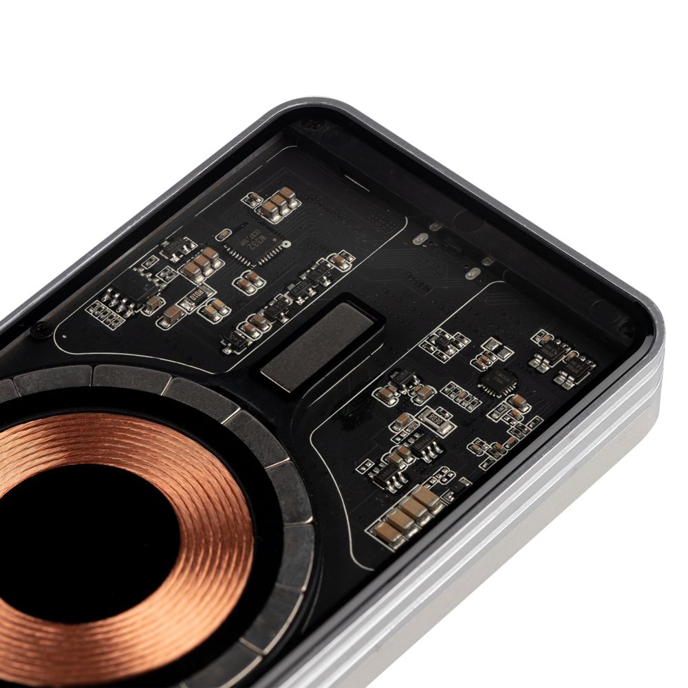 Магнитный беспроводной аккумулятор Cooper Ergo 5000 мАч, серебристый — изображение 4