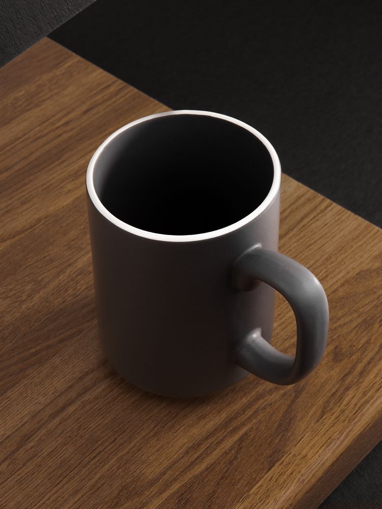 Кружка Mugful, темно-серая (графитовая) — изображение 5