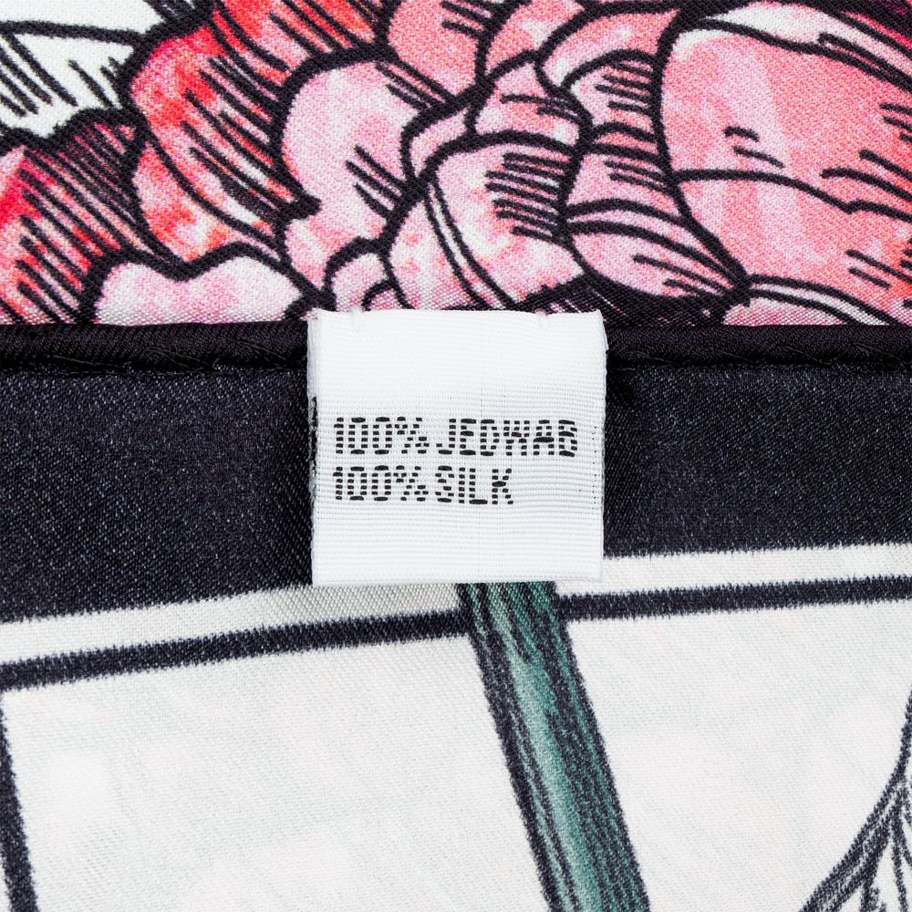 Платок шелковый Delicate, пионы — изображение 4