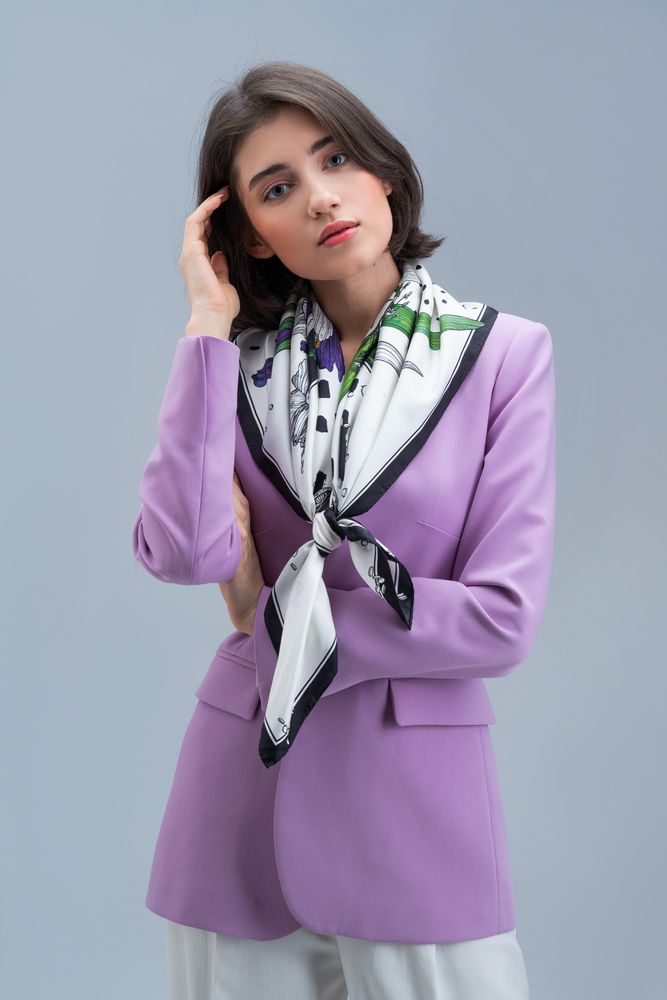 Платок шелковый Delicate, ирисы — изображение 7