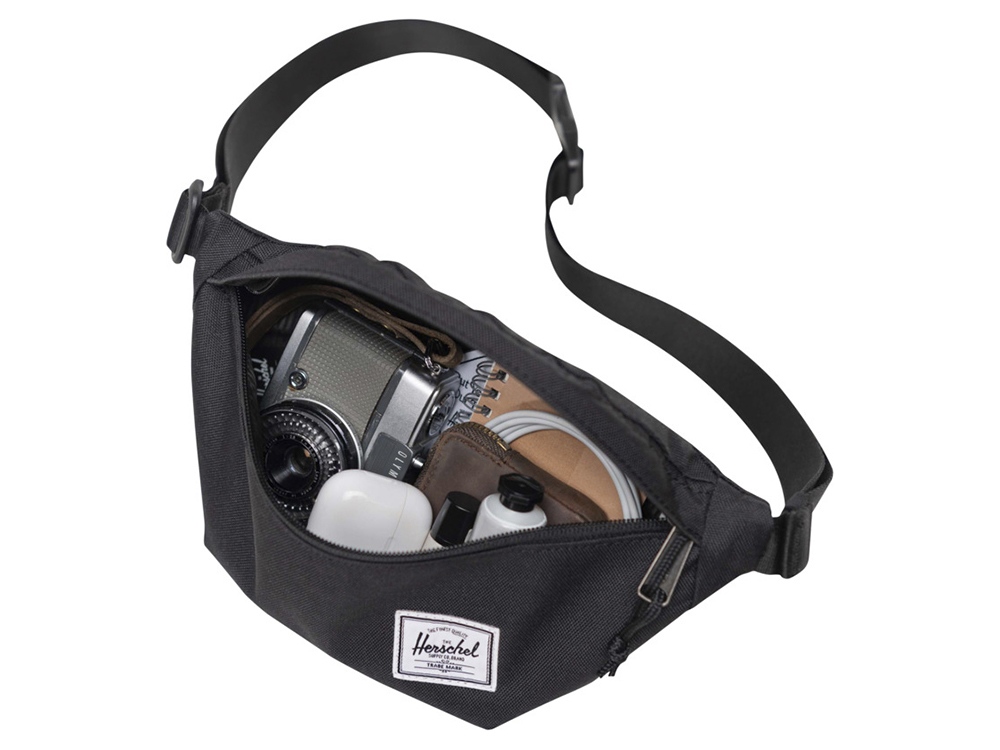 Herschel Classic™ поясная сумка, сплошной черный — изображение 4